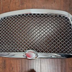  New 2005 Chrysler 300 Grill