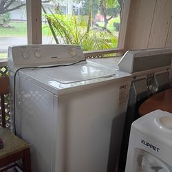 Washer & Dryer Hot Point, White