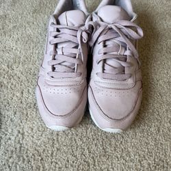 Reebok Size 11 Women 