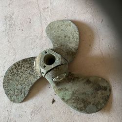 AutoProp - 9" by 1 1/2" used on a 40 ft Caliber LRC