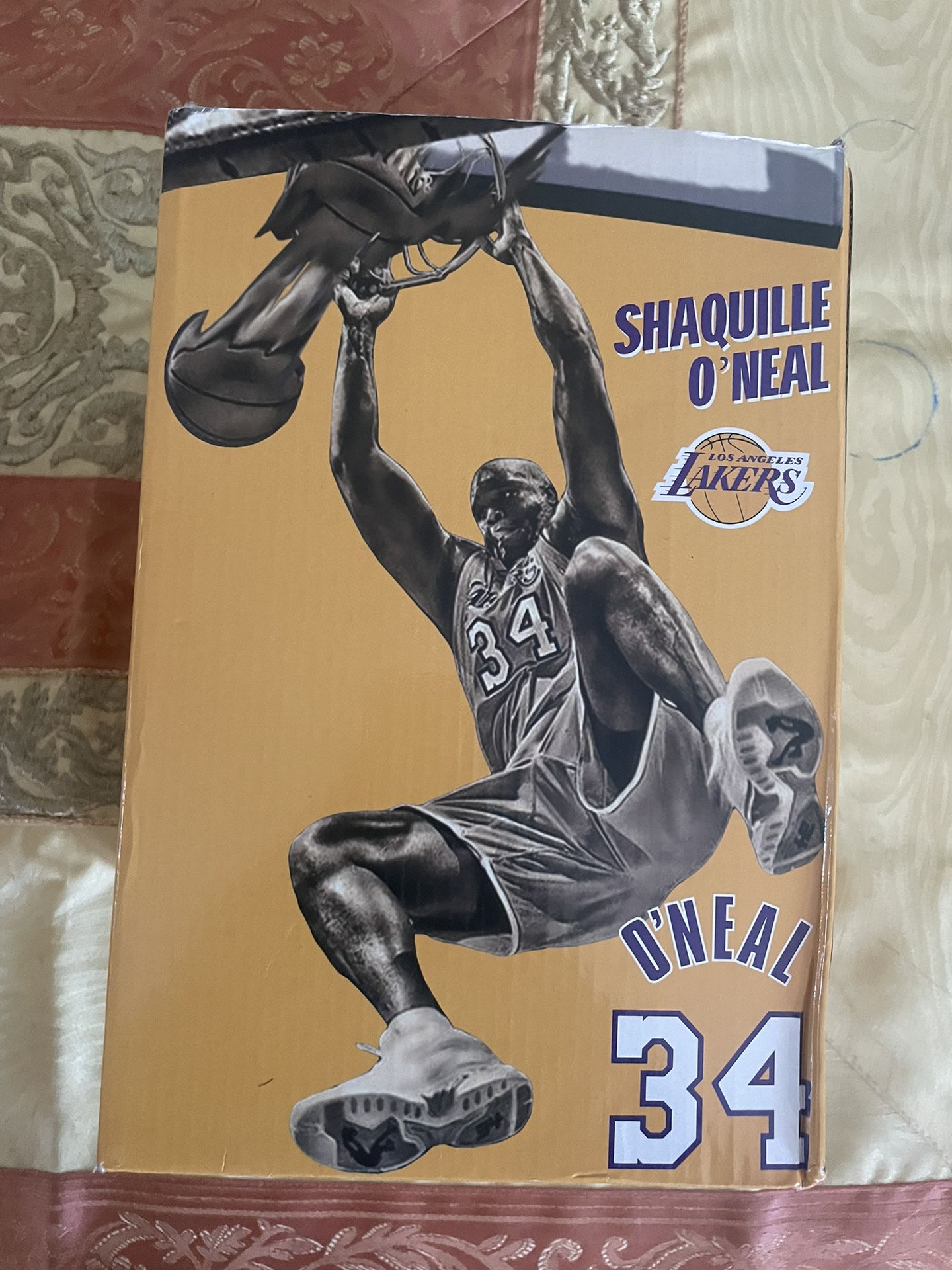 Los Angeles Lakers Shaquille O’Neal Limited GOLD Statue/Figure 9 Inch Rare