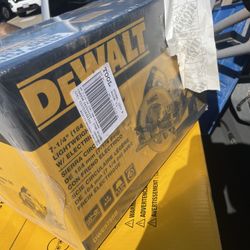 Dewalt Saw 