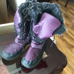 Women Snow Boots Size 8 