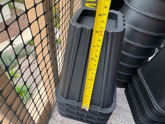 Bed raisers multiple sizes