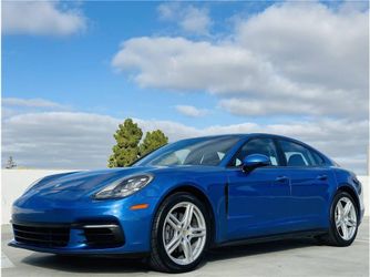 2017 Porsche Panamera