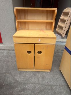 Waldorf Shelf