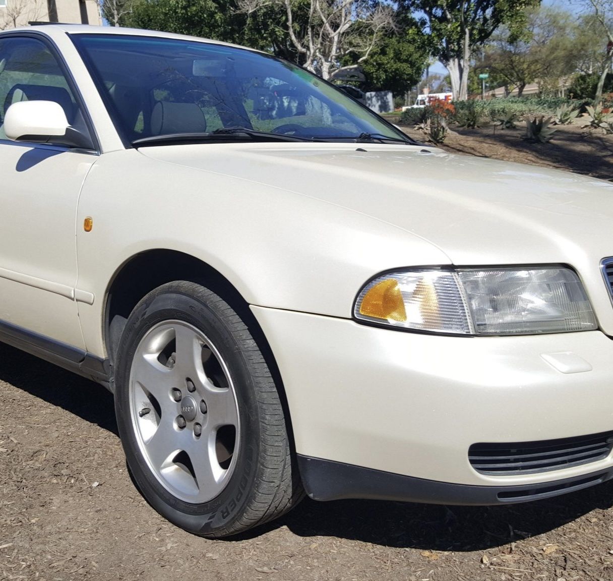 96-99 Audi A4 Cornering Lights & Fender Turn Signal