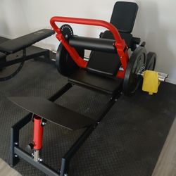 Hip Thrust Machine