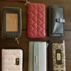 6 Women’s Wallets 
