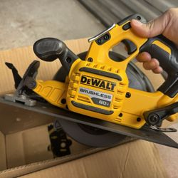 Dewalt Flex Volt Circular Saw 