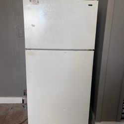 Hotpoint Refrigerator 