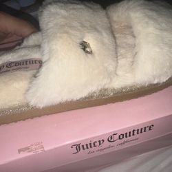 Juicy Couture Sandals