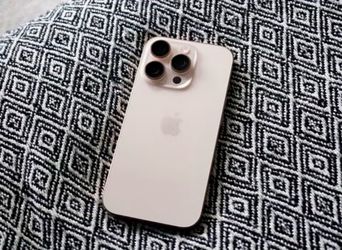 iPhone 16 pro (256GB6