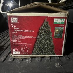 7.5ft Christmas Tree