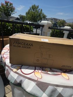 Slow Juicer