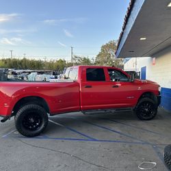 FUEL WHEELS SIZE 20 INCH. GLOSS BLACK DUALLIE