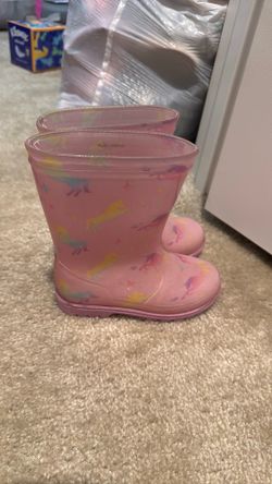 Rainboots size 10