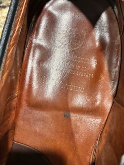 Dress shoes