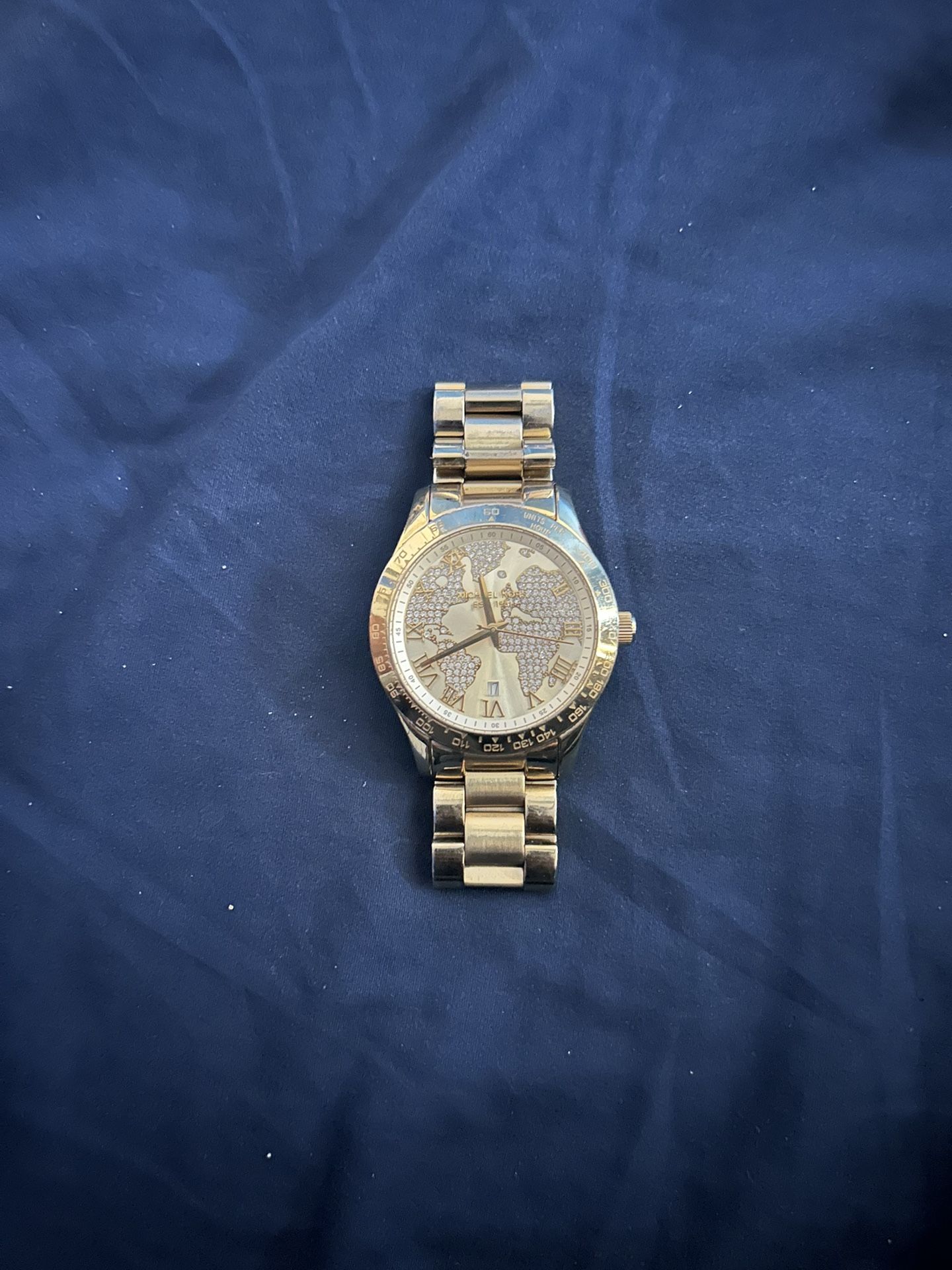 Michael Kors Layton MK5959 Wrist Watch for Women