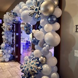 Party Balloon Garland Set Up 