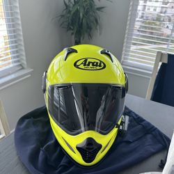 Arai XD4 Hi-viz Helmet & Cardo Packtalk Edge $1100 RETAIL FOR LOW