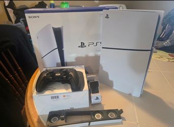 Bundle PS5 slim disc bundle brand new with extra controller
