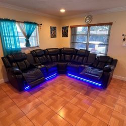 Power Reclining Sectional Sofa Whit Led Light, Speakers And USB Port 