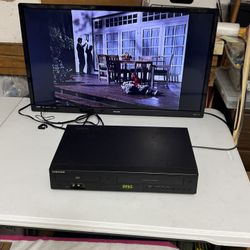 Samsung DVD-V9800 DVD/VHS Combo Player. (VHS Side Works only) (READ DESCRIPTION)