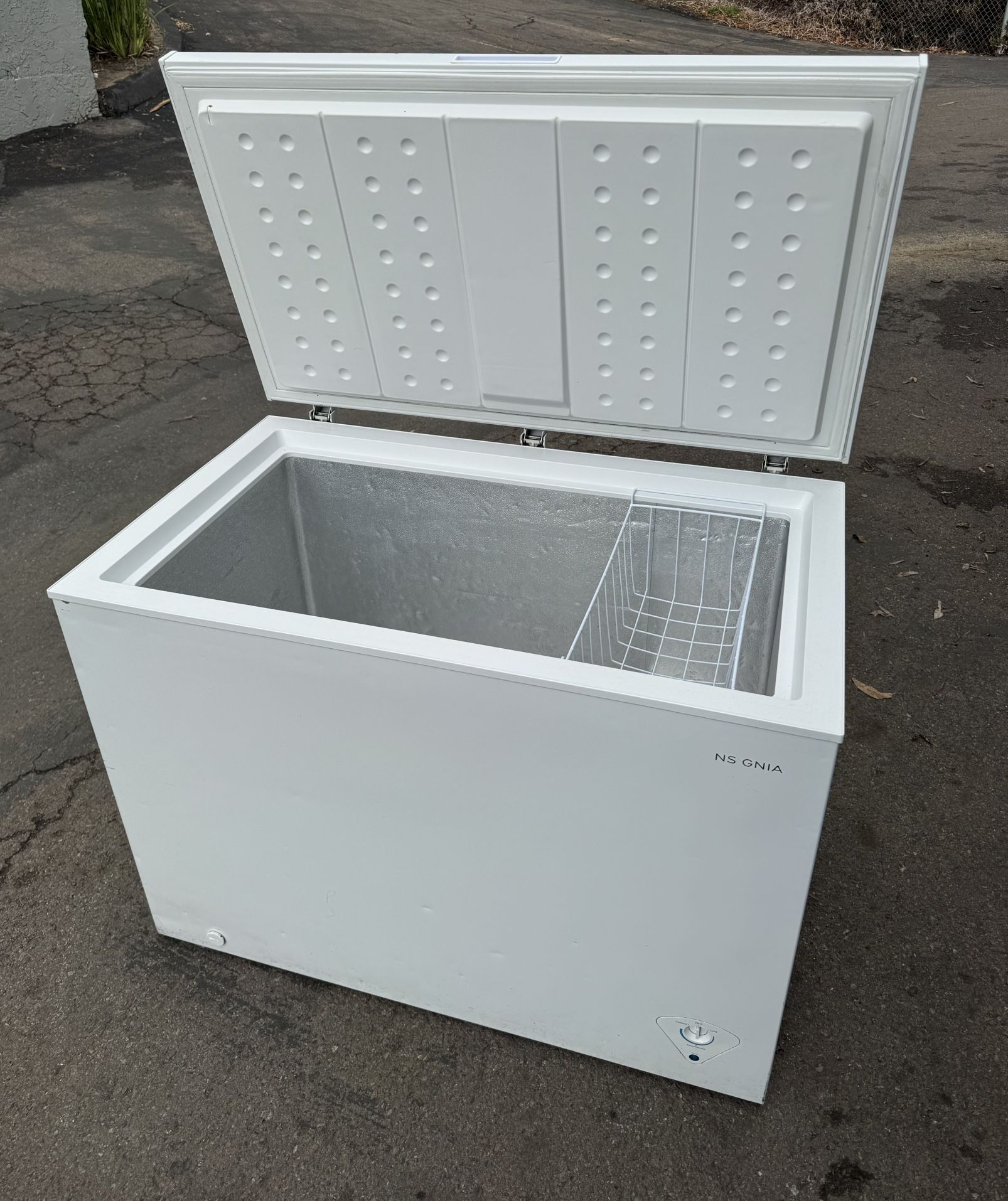 10 Cubic Deep Chest Freezer Works Great 🥶 I Offer Delivery In San Diego