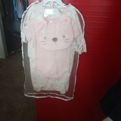 Small Wonders Newborn Girl Cloth Set