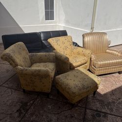 Free - 3 plush chairs plus ottaman (San Ramon)