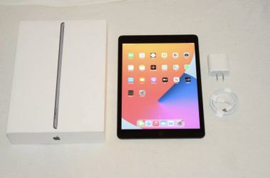 NEW Apple iPad 8th Generation 2020 (Latest Model) | Open To Reasonable Offers