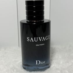 Dior Sauvage Eau de Parfum Forte