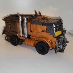 Transformers Rise of the Beasts Smash Changer Scourge figure
