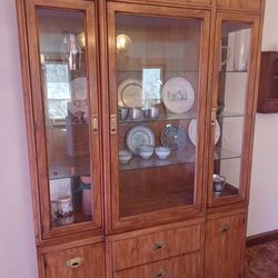 Excellent Condition  China Hutcth Read Below