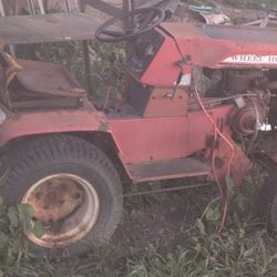 Wheel Horse Garden Tractor 