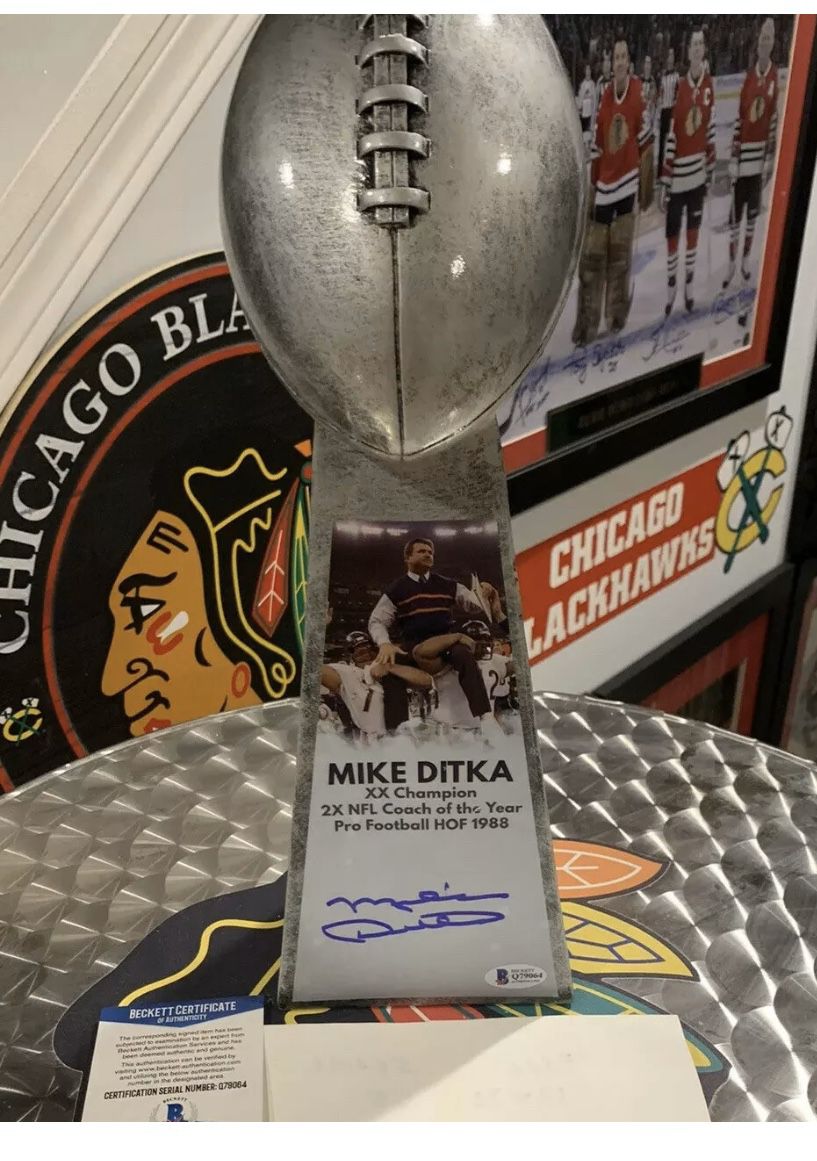 15” Super Bowl trophy signed by Mike Ditka Chicago Bears
