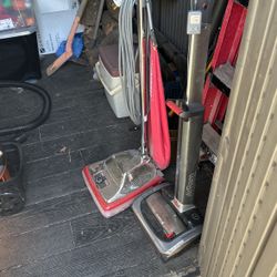  Vacuums Cleaner 