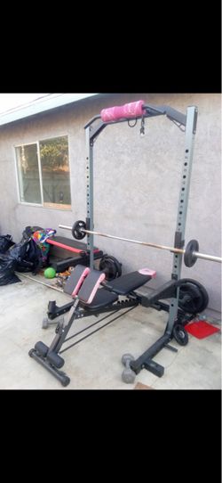 Squat Rack / Bench press
