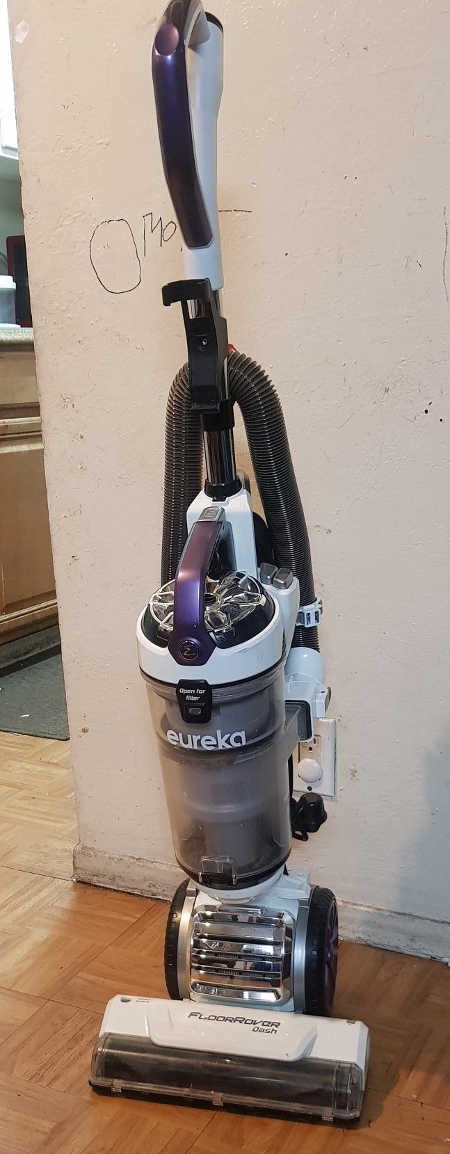 eureka Vacium Cleaner(floor Rover)