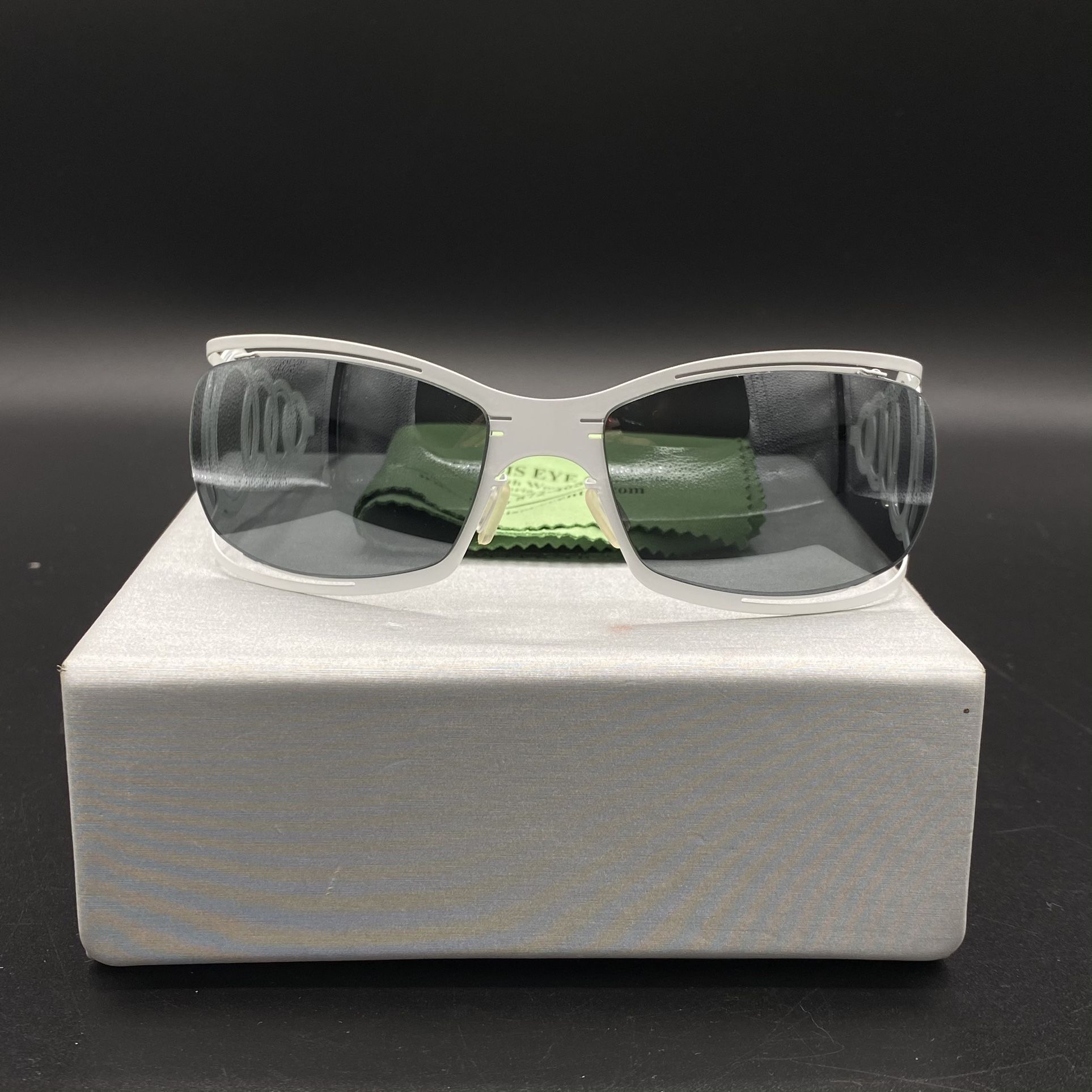 OVVO Optics Model 2037 Made in European Union Case Included