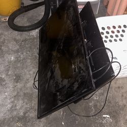 INSIGNIA AND LG TV