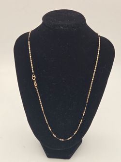 10 k gold chain/ tri-color