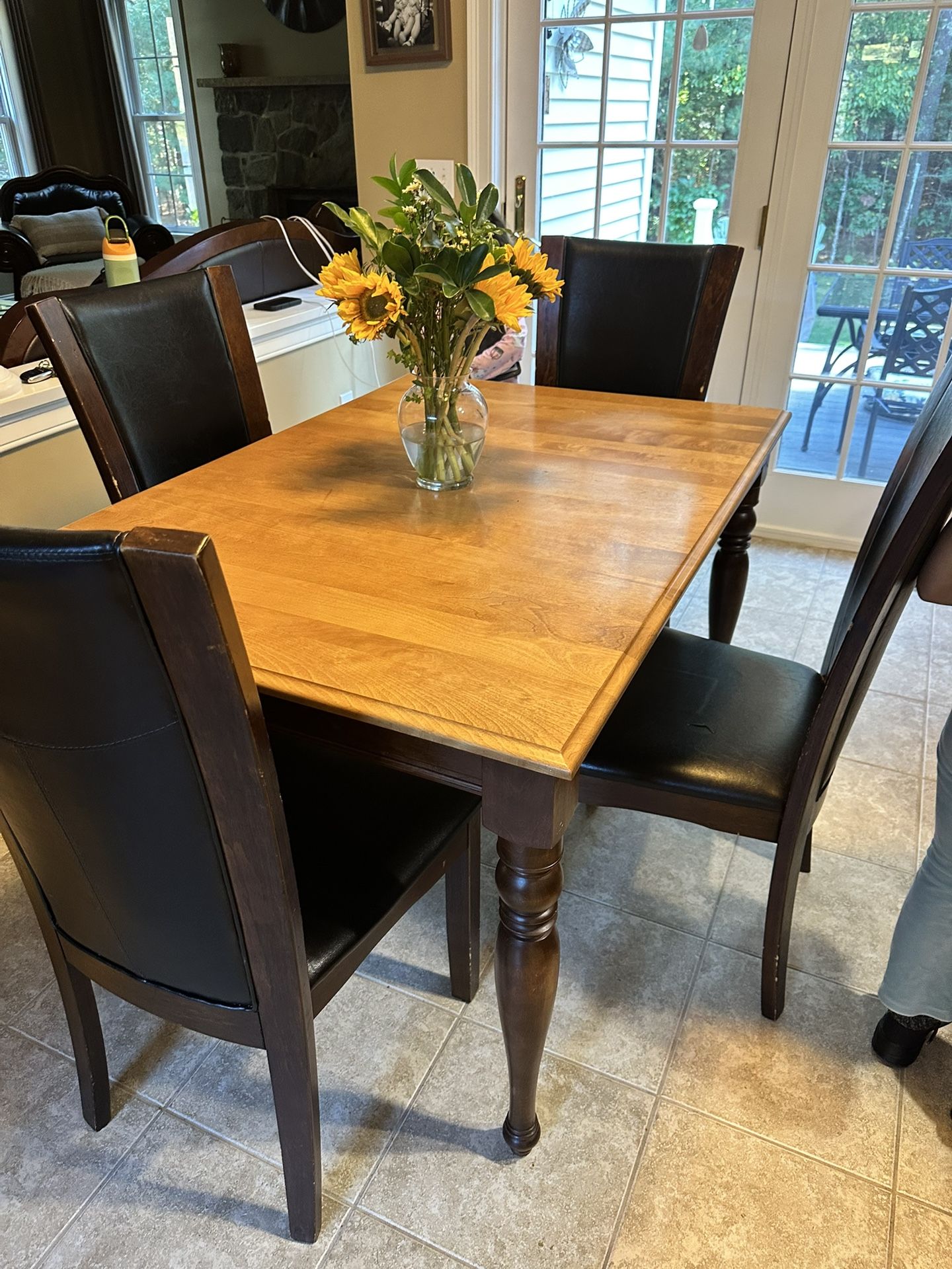 Solid Wood Kitchen Table Set – 4 Chairs