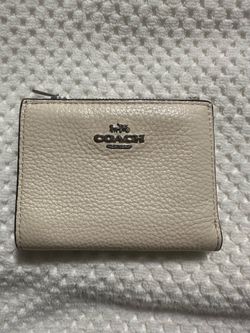 White coach wallet
