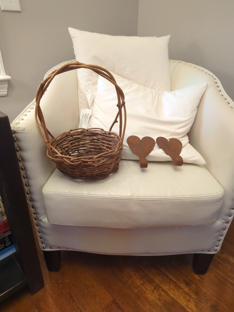 Antique Basket And Heart Hangers 