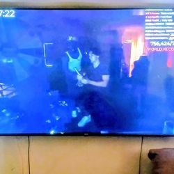 HISENSE   85"  CLASS. 4K  UHD  ROKU. HDR