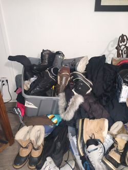 Nine Pairs Of Snowboarding Boots 8 Or 9 Pairs Of Sorrell Caribou Boots Tons Of Snow Clothes Snowboarding Pants And Jackets For Kids And Adults 