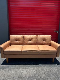 MODERN SOFA COUCH / SUEDE FABRIC BROWN/ IN GREAT CONDITION/ DELIVERY NEGOTIABLE