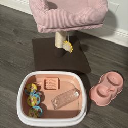 Cat Bed W/Litter Box & Food Bowl